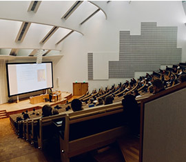 seminars_img